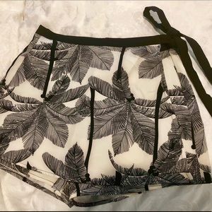 Black and white skort